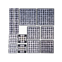 ZAMKOWE KORYTARZE I LOCHY -...