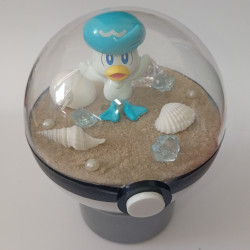QUAXLY - POKEBALL TERRARIUM...